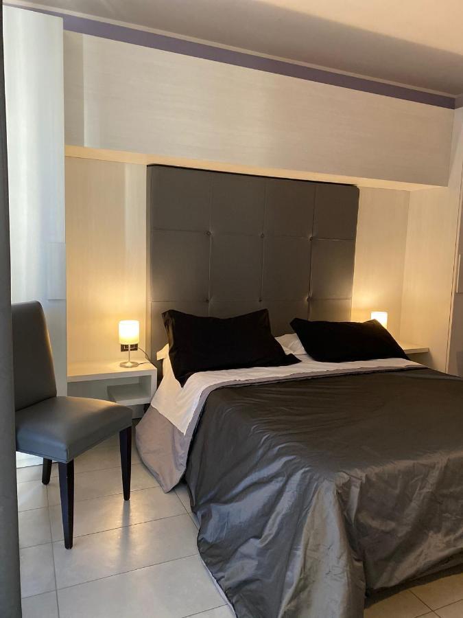 Victoria Hotel Pomigliano d'Arco Eksteriør bilde