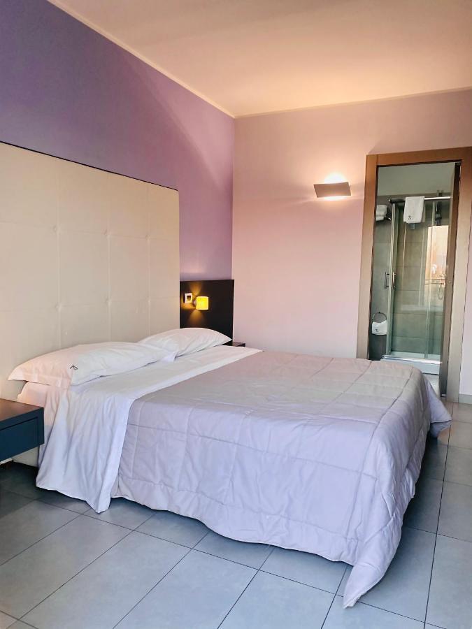 Victoria Hotel Pomigliano d'Arco Eksteriør bilde
