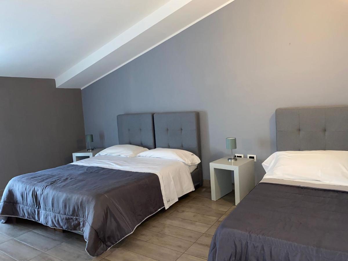 Victoria Hotel Pomigliano d'Arco Eksteriør bilde