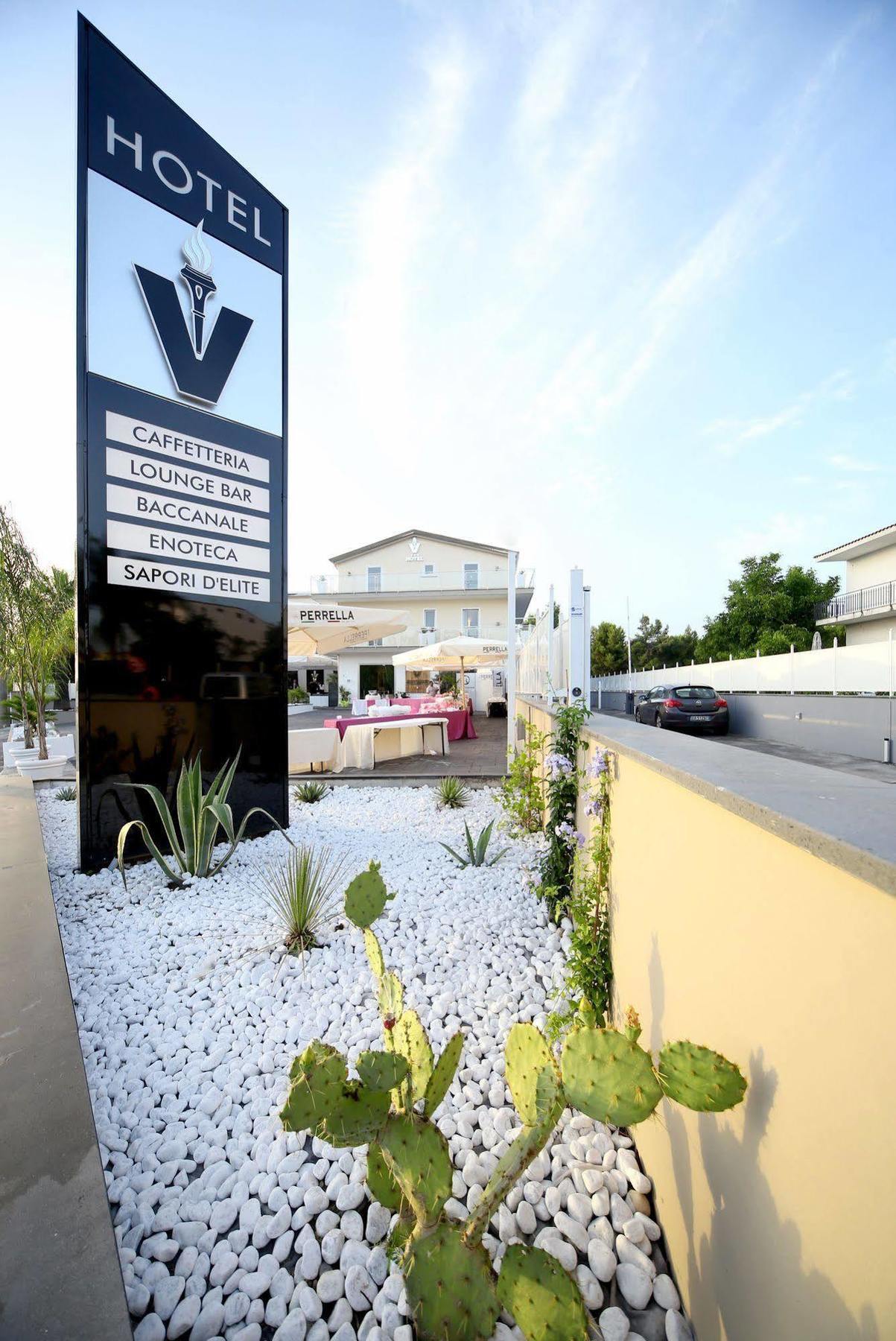 Victoria Hotel Pomigliano d'Arco Eksteriør bilde