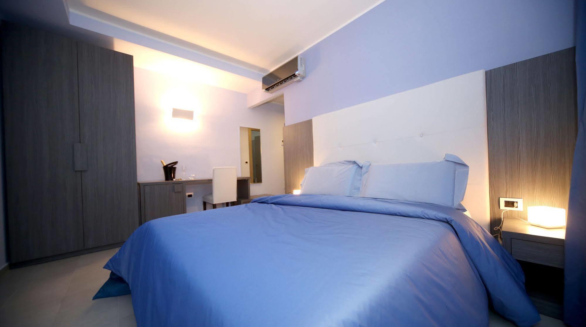 Victoria Hotel Pomigliano d'Arco Eksteriør bilde
